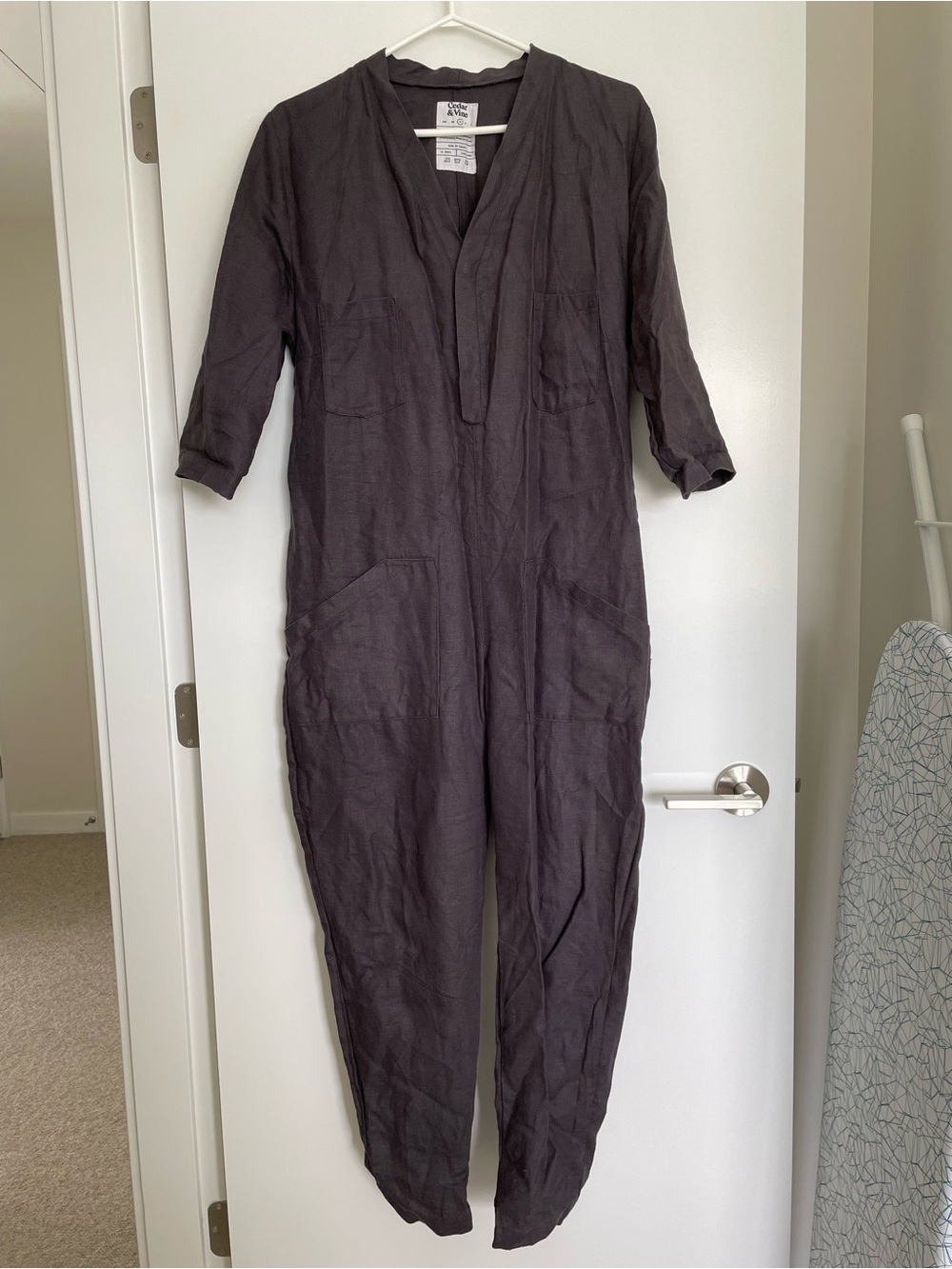 Cedar & Vine Women's Dark Charcoal Linen Jumpsuit